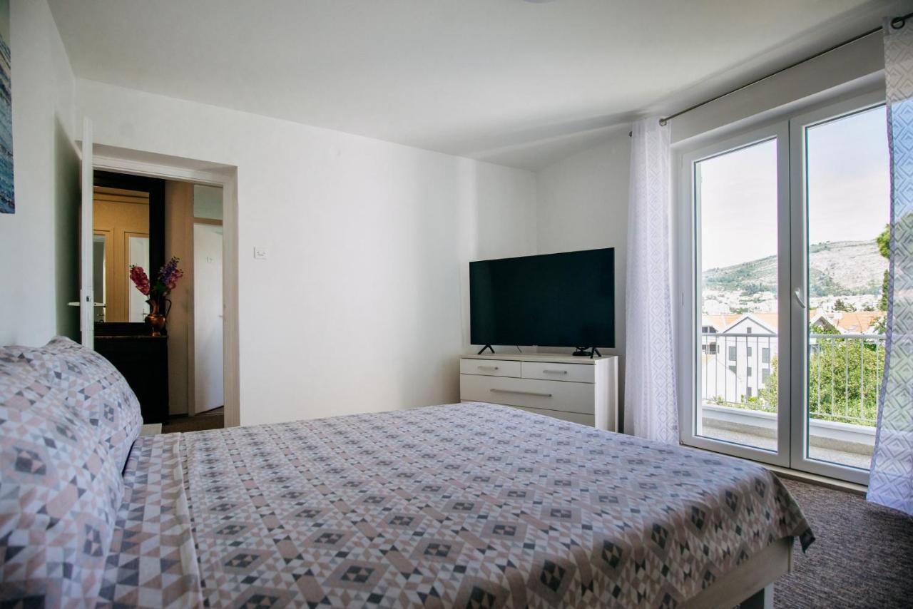 Sunnynest Apartment - 3Br Apt With Free Parking & Wi-Fi, Close To Lapad Bay Beach دوبروفينك المظهر الخارجي الصورة