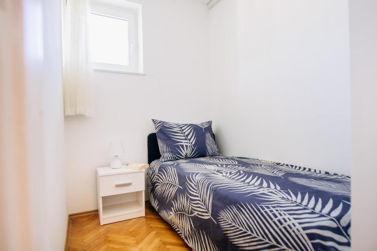 Sunnynest Apartment - 3Br Apt With Free Parking & Wi-Fi, Close To Lapad Bay Beach دوبروفينك المظهر الخارجي الصورة